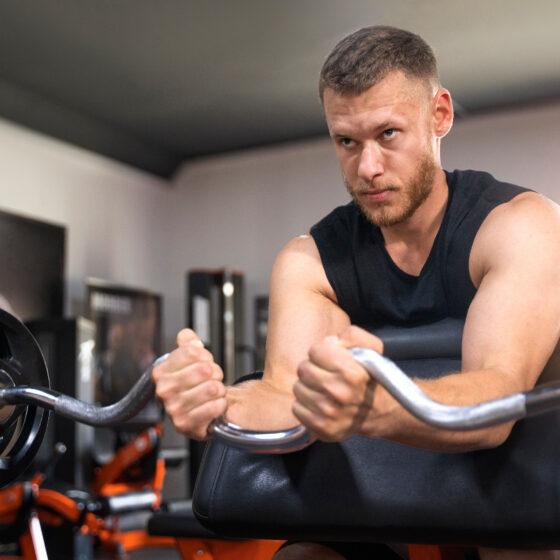 Körperregionen Bizepssehnen­entzündung - Bzesübung