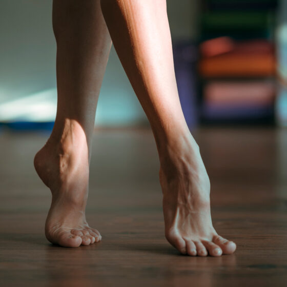 Körperregionen Hallux rigidus - Großzehengrundgelenksarthrose - Frauenfüße